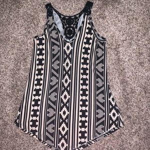 Tank top. Medium